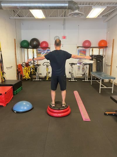 Walking balance assessment