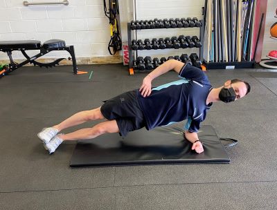 Core work with a therapist at LiquidGym